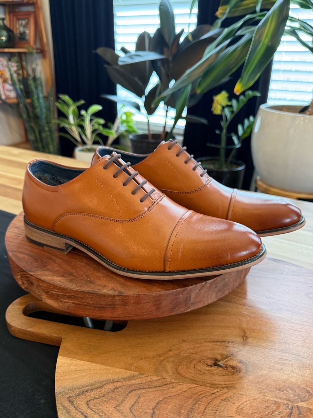 NWOT Bruno Marc Tan Brown Leather Cap-Toe Oxfords Men’s Size 10